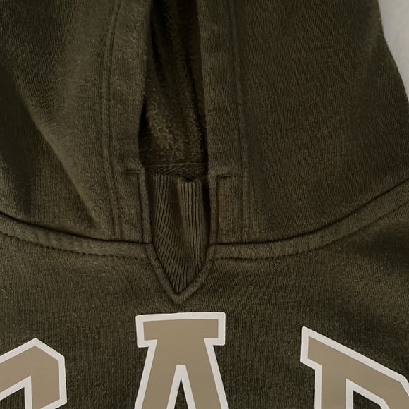 GAP- Youth -XS Army Green pull on Hoodie with Tan GAP Graphics - Picture 3 of 5